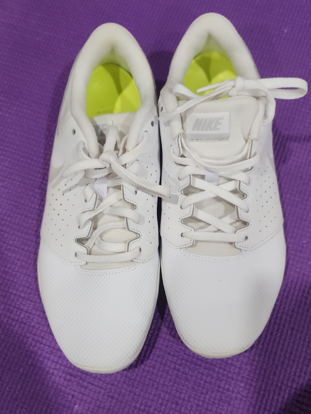 Nike White Cheer Shoes Low-Top Sneakers with Neon Yellow Insoles